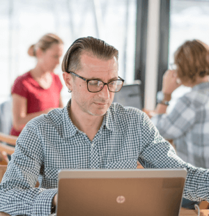 Smashing Podcast Episode 47 With Sara Soueidan Does Accessibility